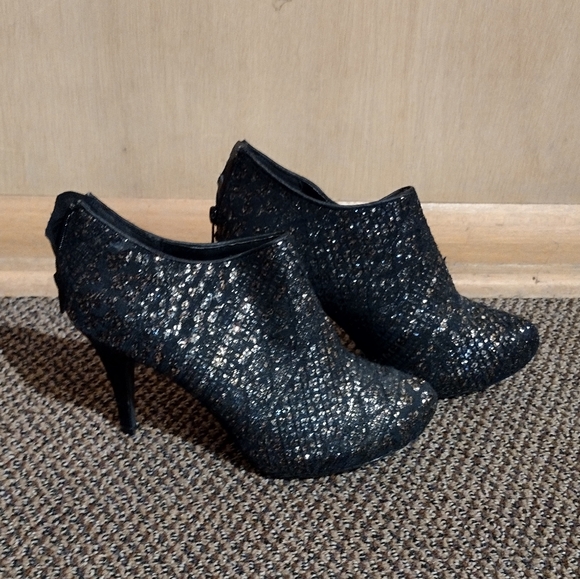Maurices Shoes - Maurices Black Textured Heeled Boots